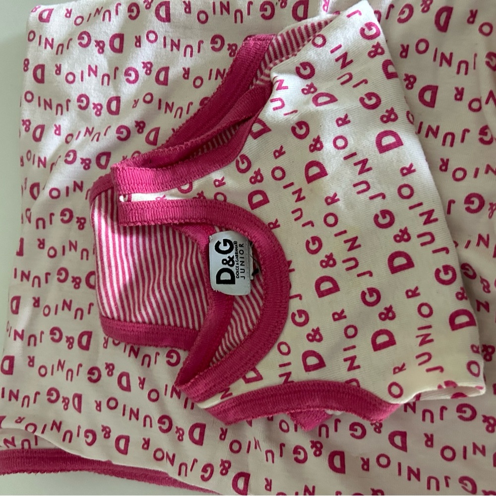 DOLCE & GABBANA baby blanket and onesie